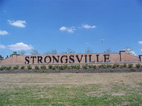 strongsville city website.